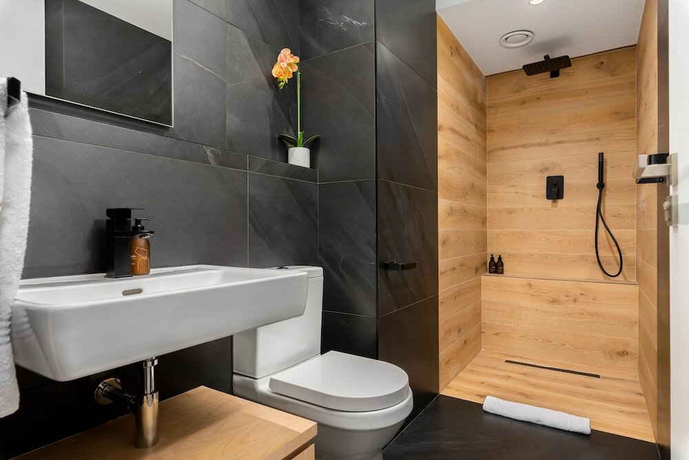 Фото The Iron Works 611