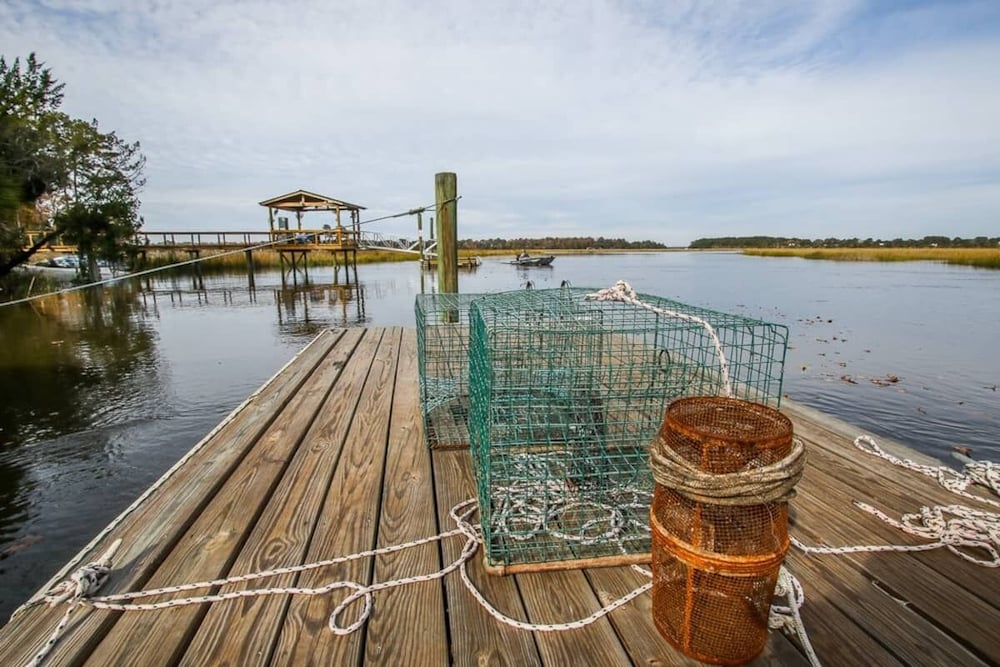 Фото Deep Water Dock and Home on the Ga Coast