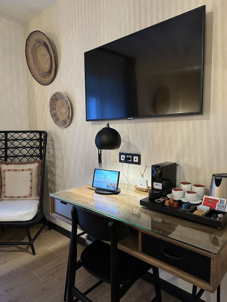 Фото Hotel Santo Cristo La Ciudadela Marbella