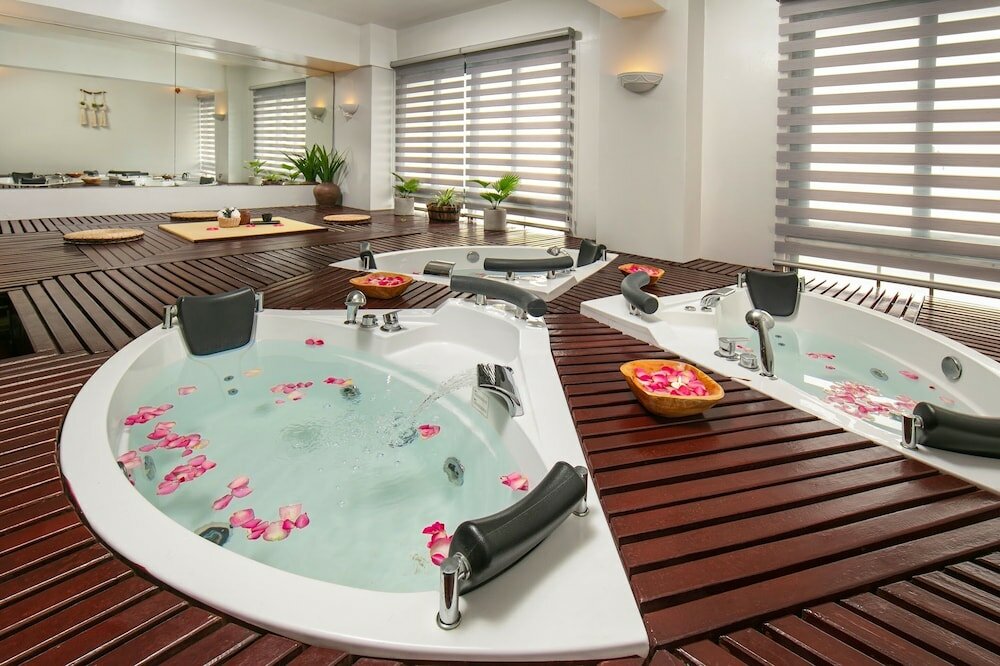 Фото The Tray Hotel