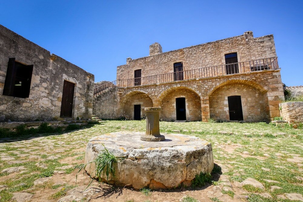 Фото Areti Hotel