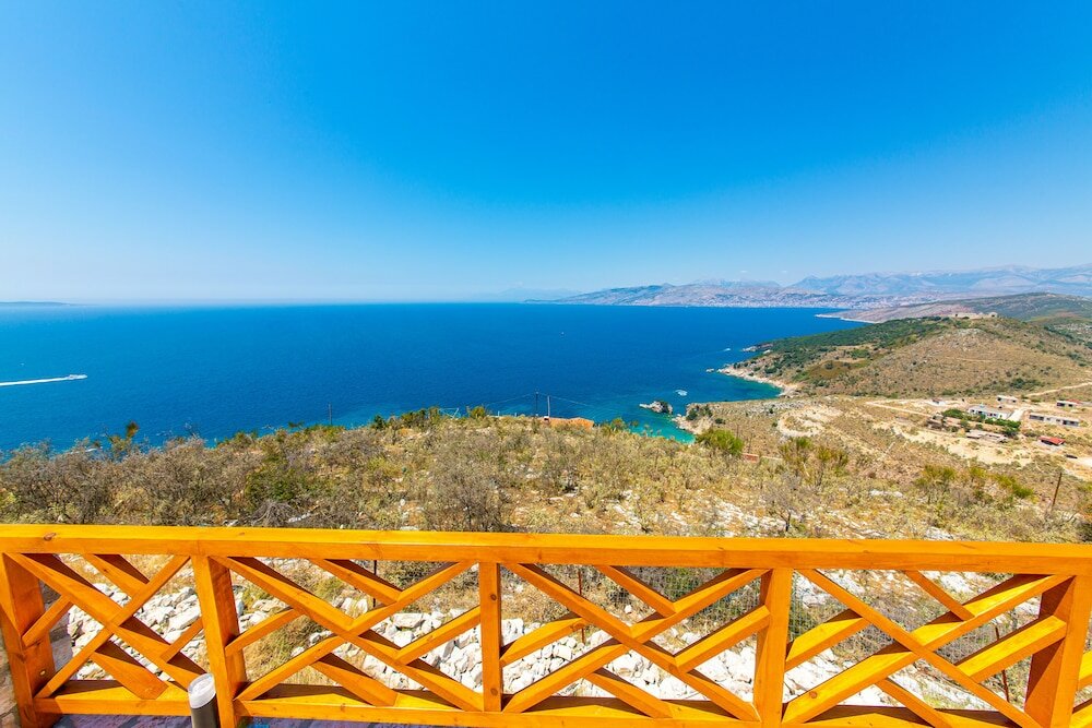 Фото Santa Oliva Suites