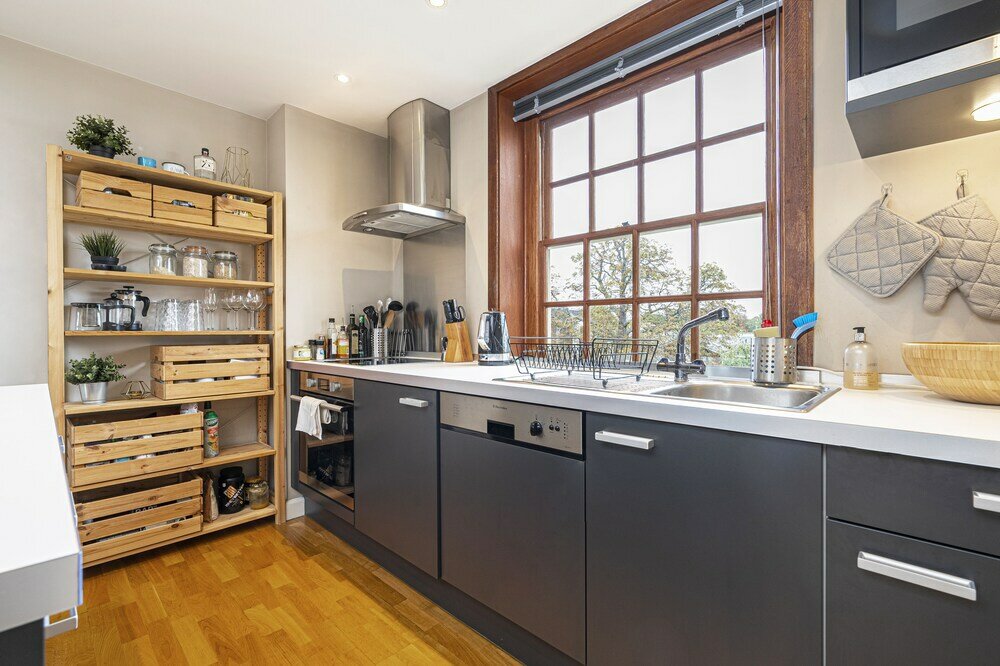 Фото Peaceful Putney Apartment by Underthedoormat