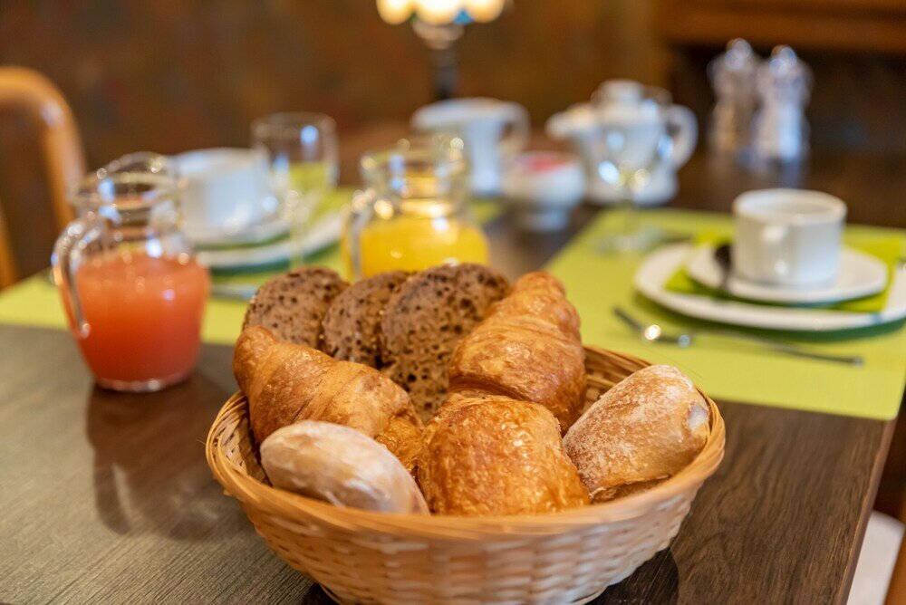 Фото Hôtel Le Cor de Chasse