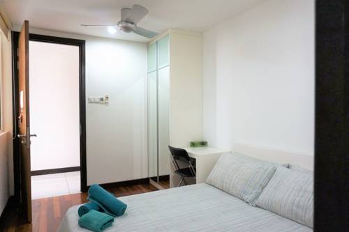 Фото Yelloduck Rooms & Apartments @ Casa Residency