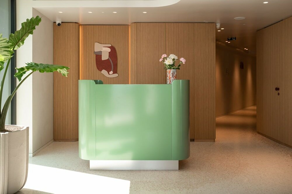 Фото Laguna Faro Suites - Adults Only & Free Beach