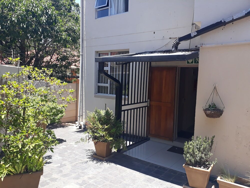 Фото Cyrildene Lodge