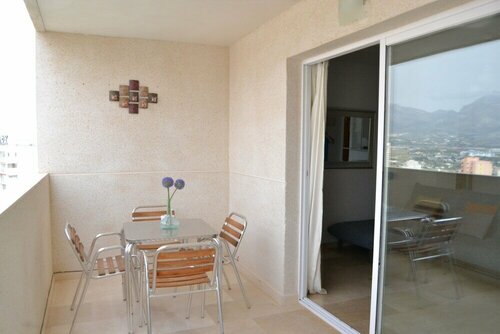 Гостиница Edificio Montecarlo Vacanza by Sonneil Rentals в Бенидорме