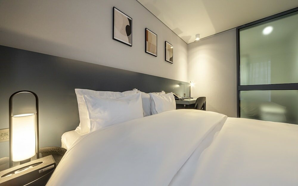 Фото Pohang Daejam-dong Hotel Noblion