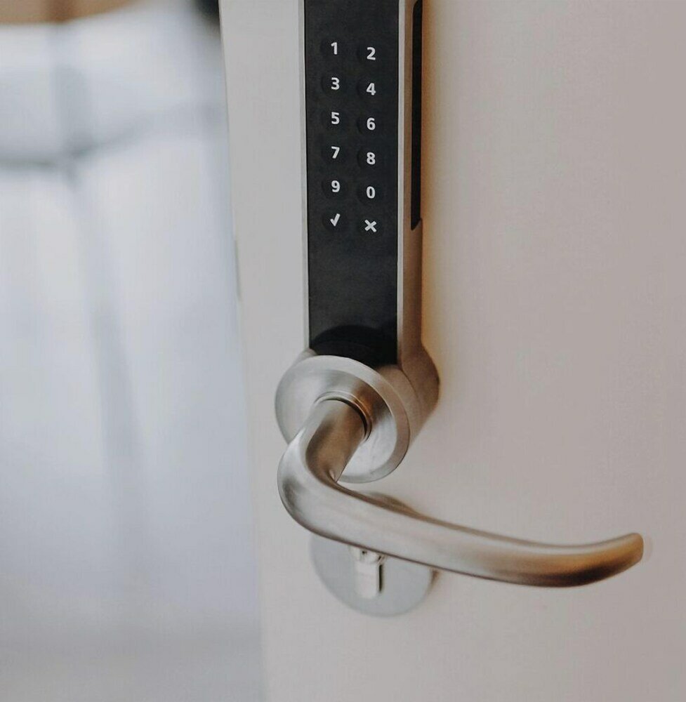 Фото Limehome Valencia Carrer del Pare Palau