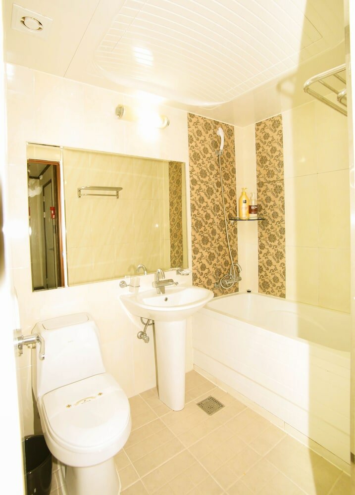 Фото Yeosu Beach Hotel