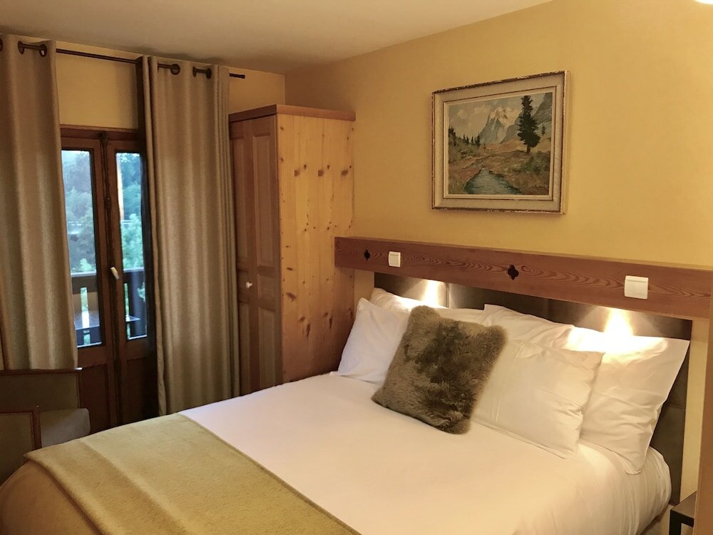 Фото Hôtel Le Coeur des Neiges