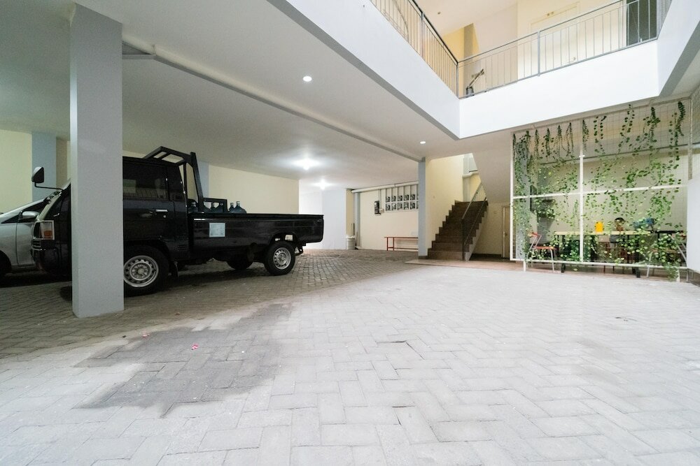 Фото KoolKost near Ragunan Zoo