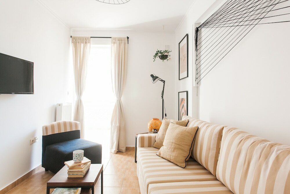 Фото Nephiria's Boho House with Acropolis View