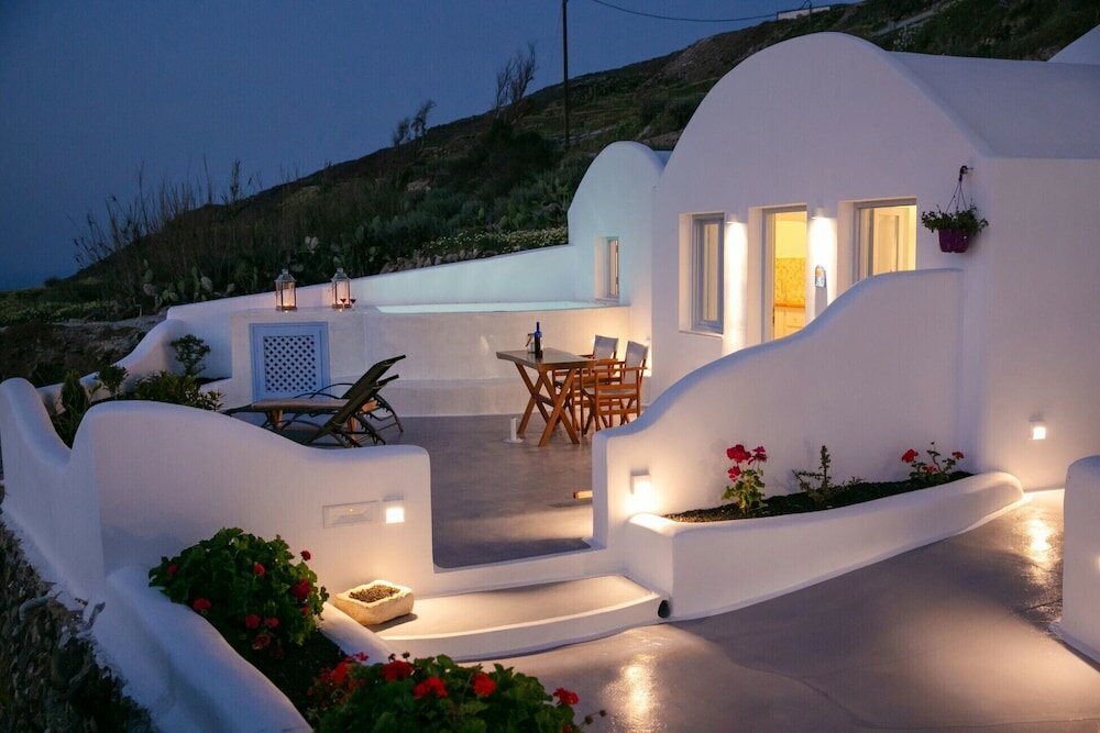 Фото Sun Angelos Oia - Luxury Cave Suites