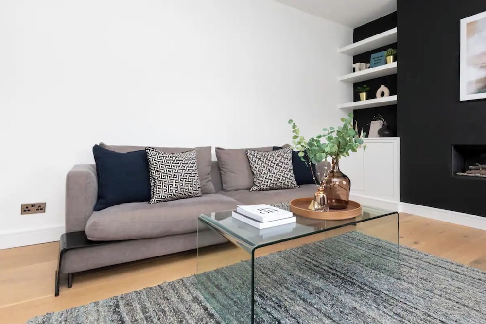 Фото Bright & Stylish 2bd Flat - Brockley