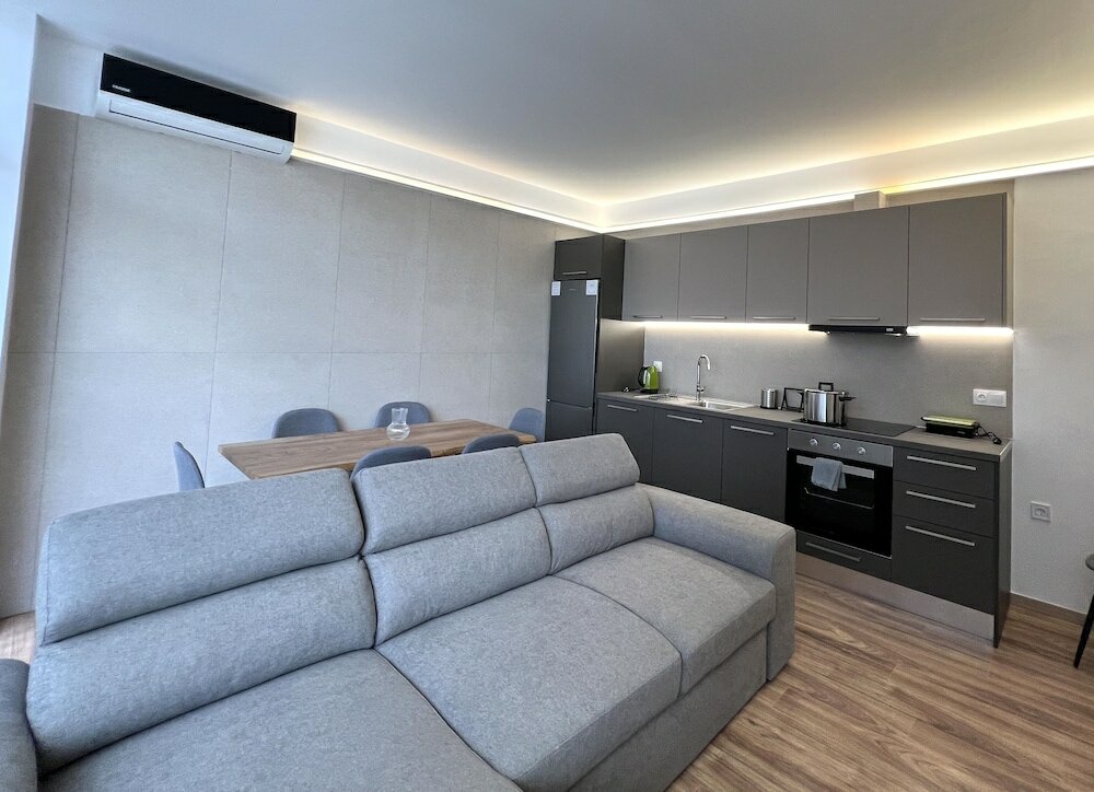 Фото Penthouse & Apartments by the Sea near Airport