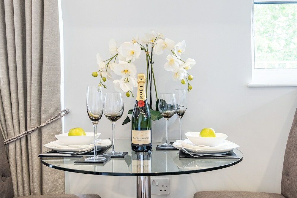 Фото Lak Serviced Apartments