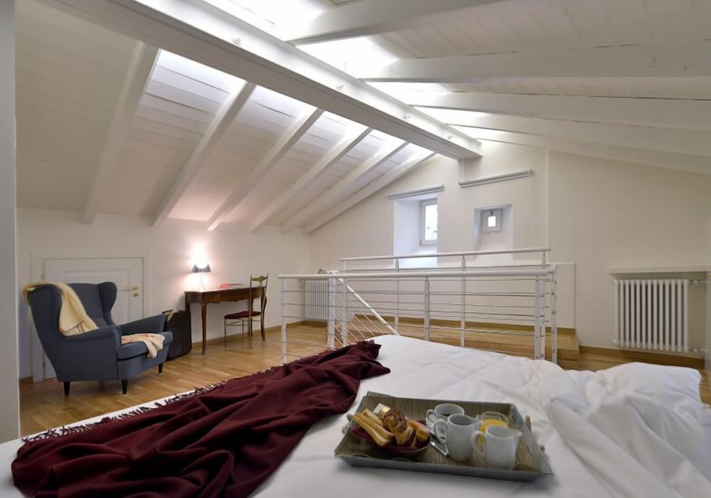 Фото Phi Hotel Bologna