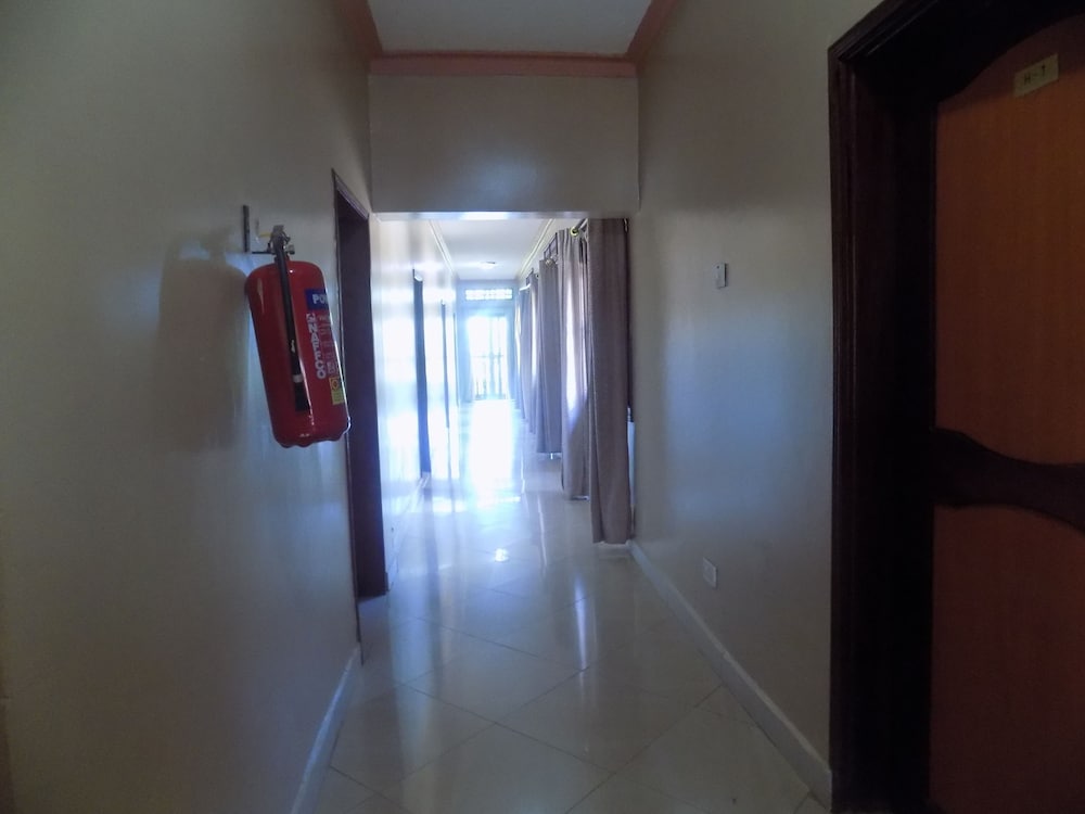 Фото Elgon Heights Motel