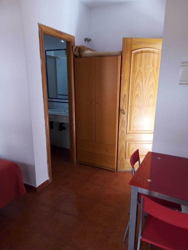 Фото Hostal Alcazar I