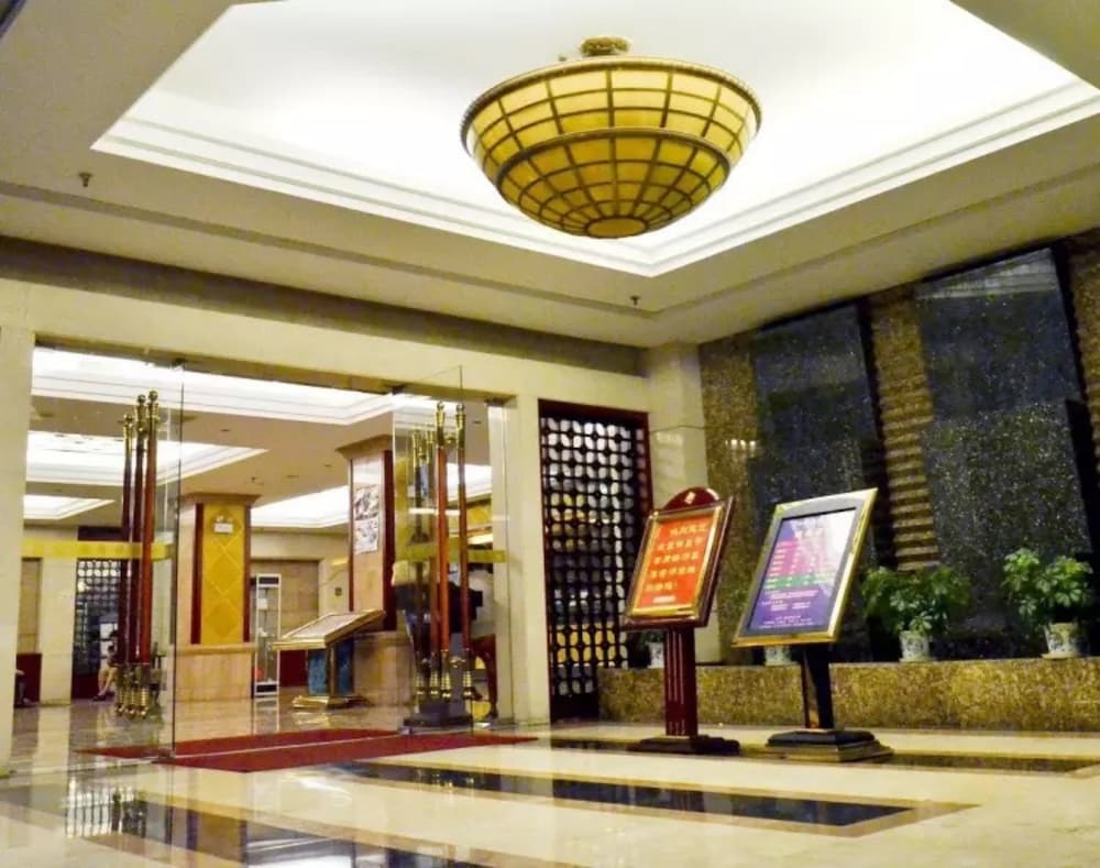 Фото Zhuzhou Jinjin Haiyue Hotel