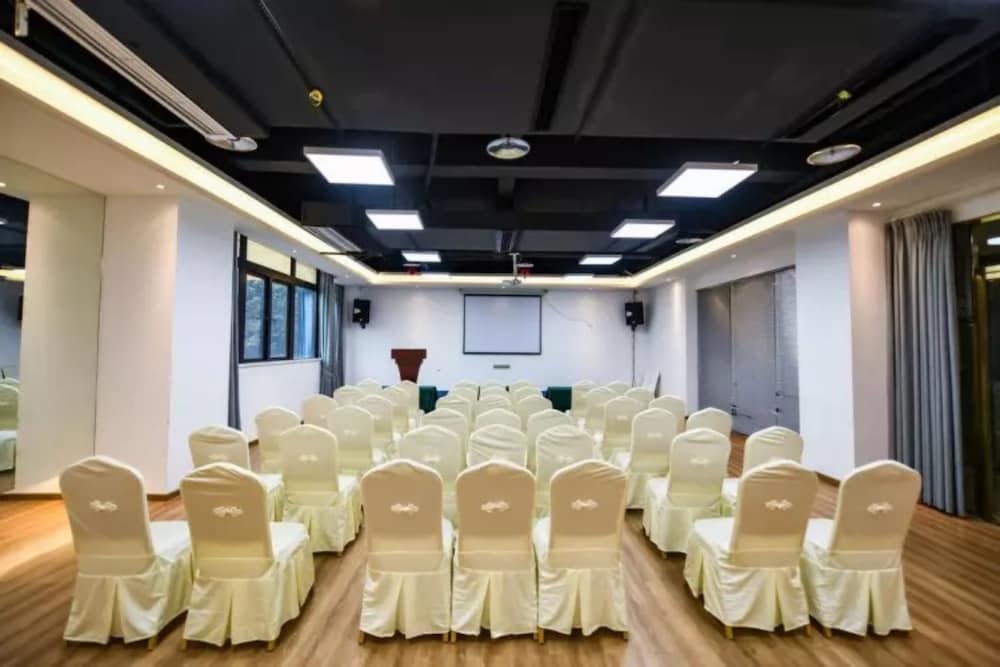 Фото Bo Lian Hui Fashion Hotel