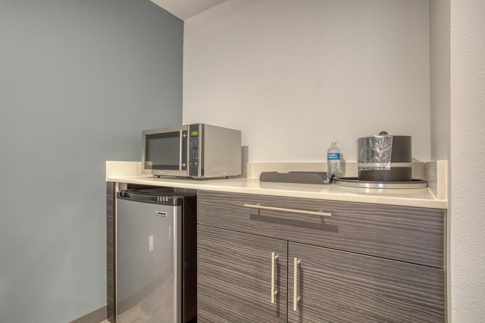 Фото Post Time Inn