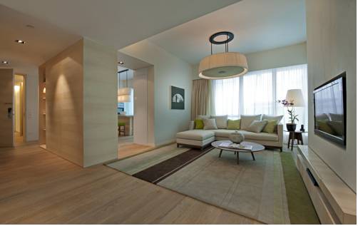 Фото Lanson Place Bukit Ceylon Serviced Residences