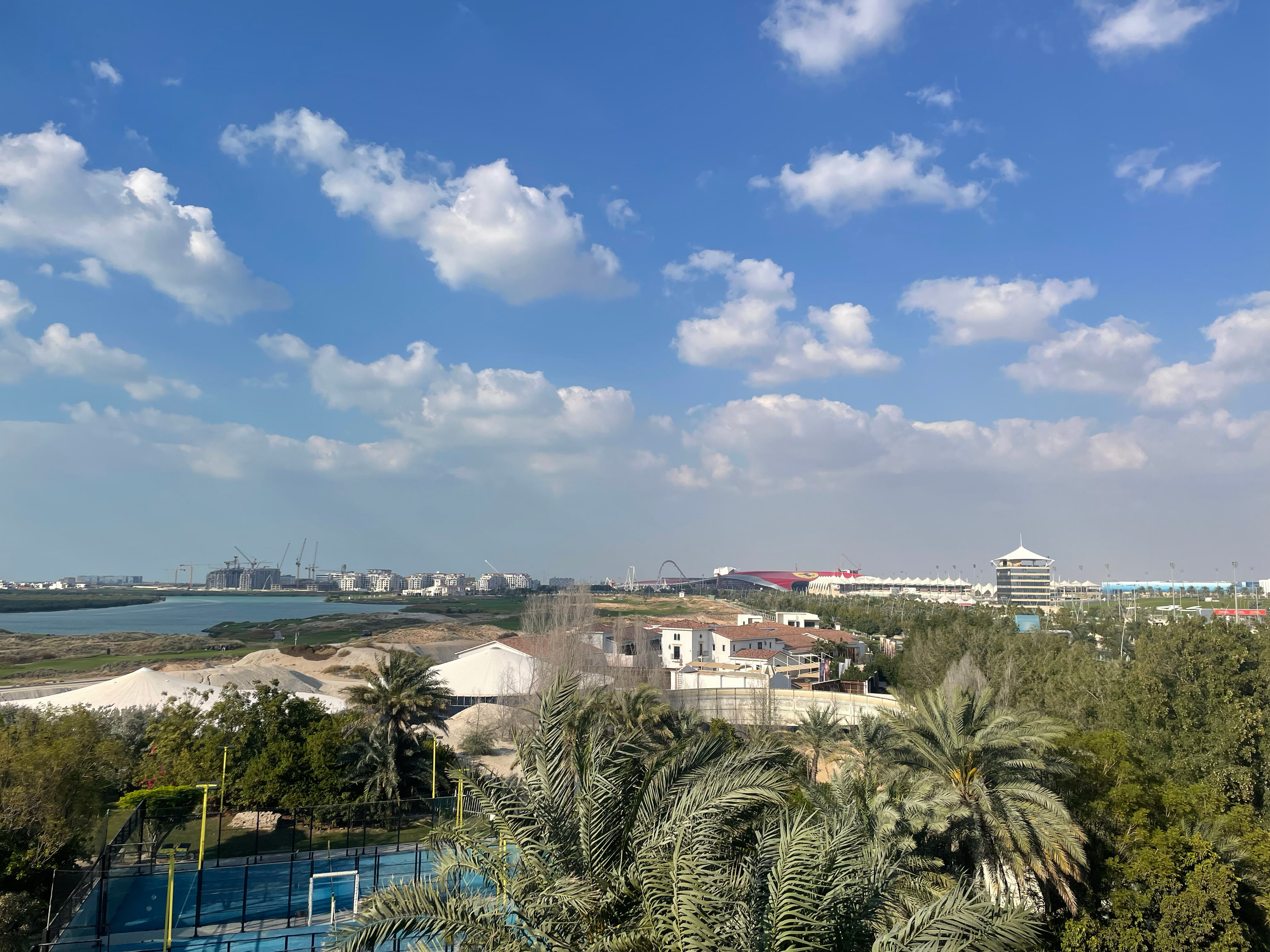 Фото Park Inn by Radisson Abu Dhabi Yas Island