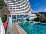 Respect Hall Resort & SPA (посёлок городского типа Кореиз, Севастопольское шоссе, 45) ، فندق