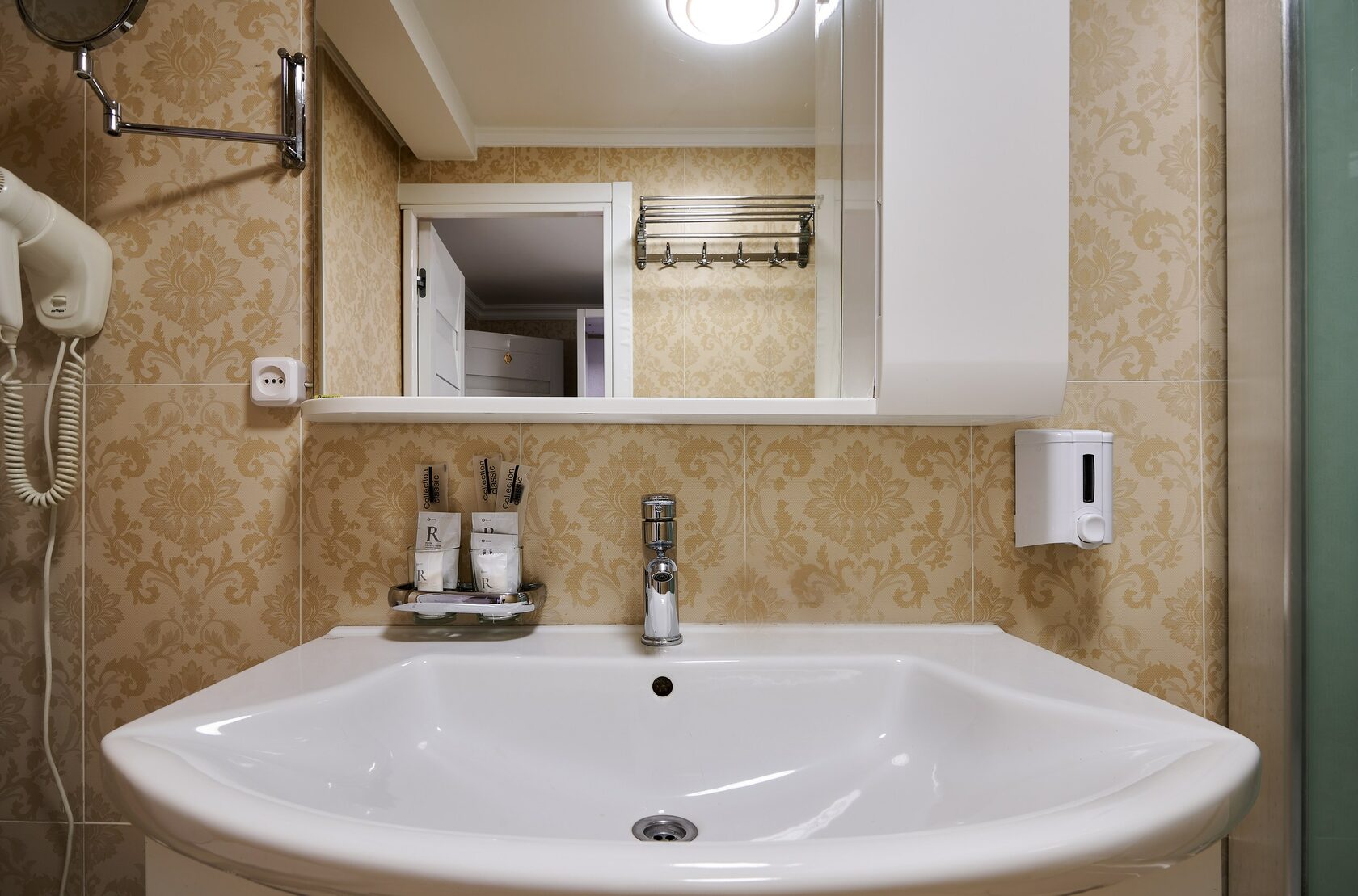 Фото Bed and Breakfast