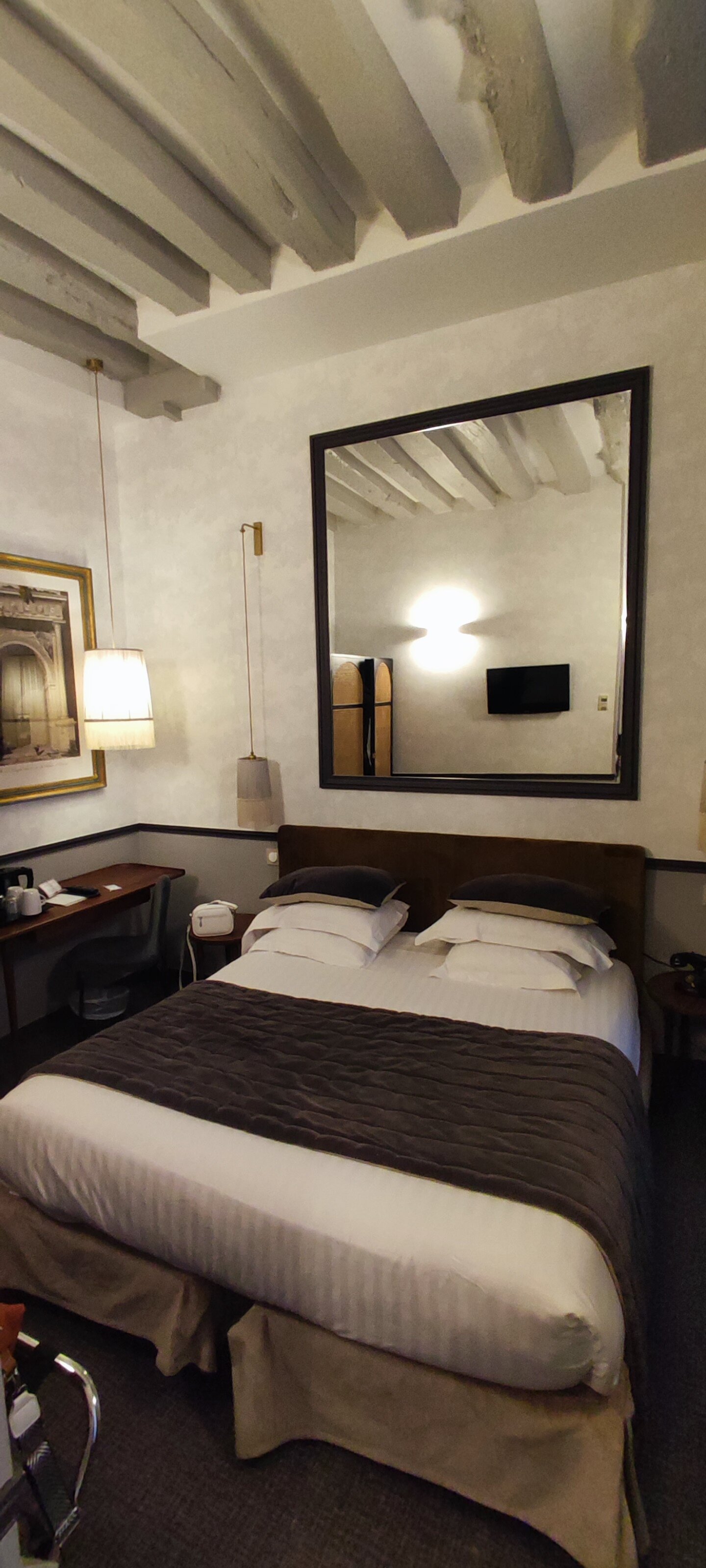 Фото Dauphine Saint Germain