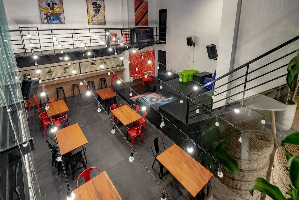 Фото Draper Startup House for Entrepreneurs - Hostel