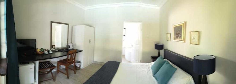 Фото The Brackens Guest House