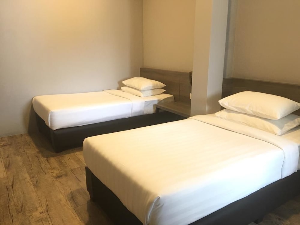 Фото See Foo Hotel