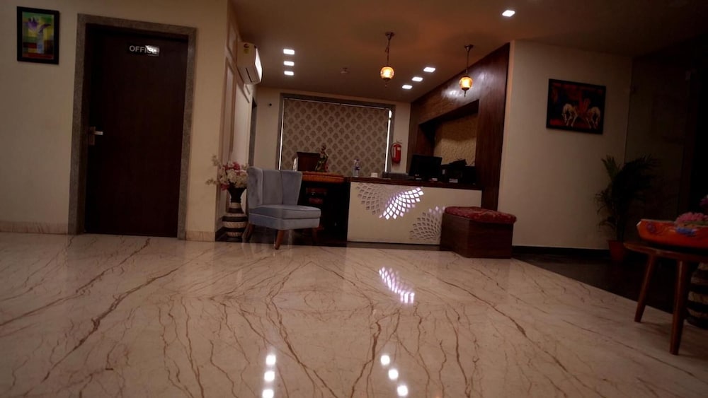 Фото The Raas Mahal