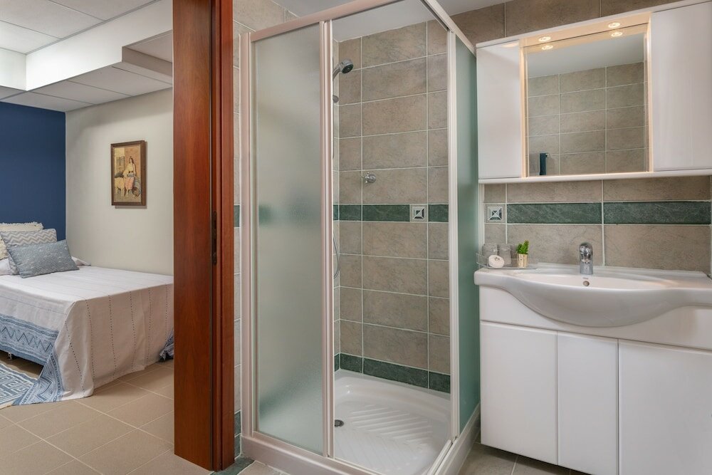 Фото HillTop Luxury Villa