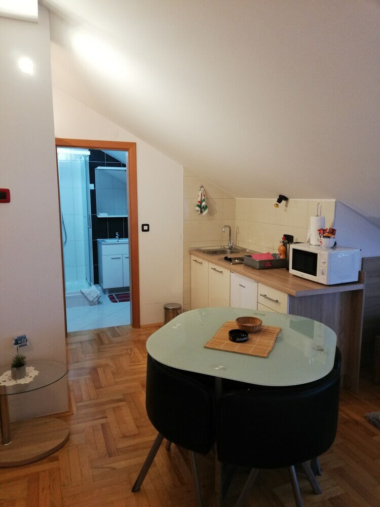 Фото Studio Apartments Korosteljev