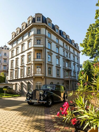 Гостиница Hotel Královská Vila в Карловых Варах