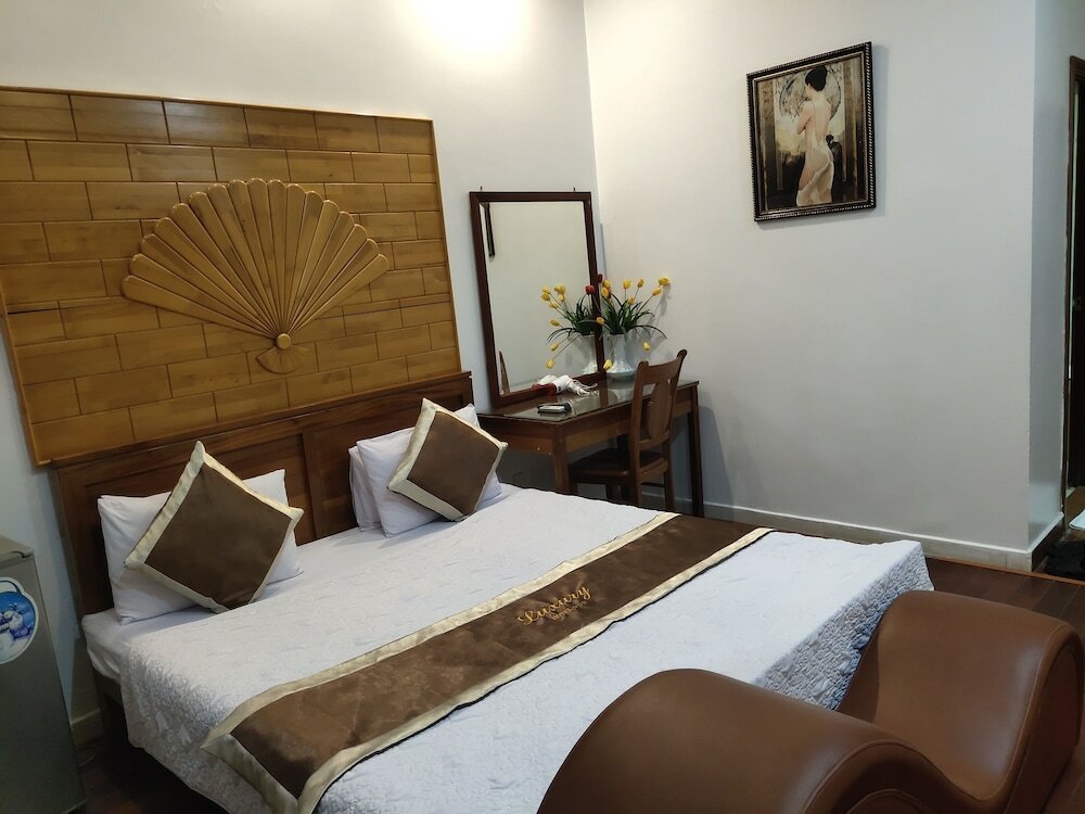 Фото Luxury Hotel Hai Phong