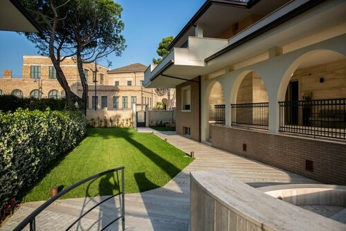 Гостиница Aurum Suites