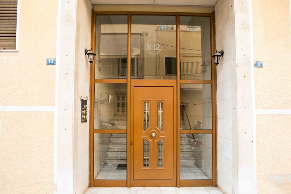 Фото Best House Kolxidos Ampelokipoi Metro