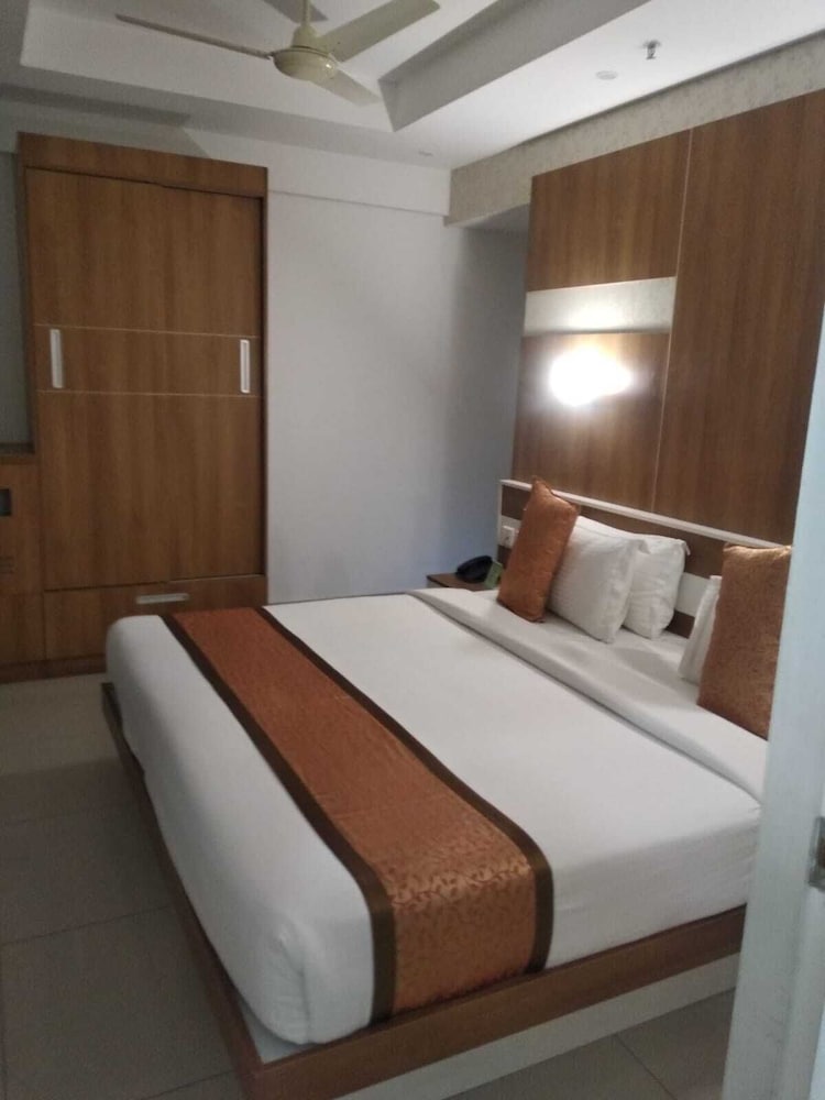 Фото The Silvertips