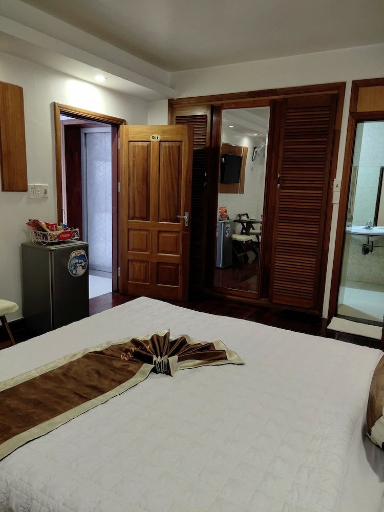 Фото Luxury Hotel Hai Phong