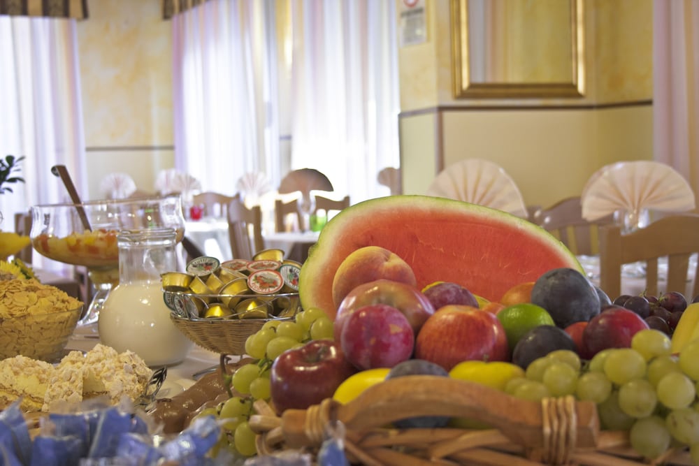 Фото Hotel Villa Bruna