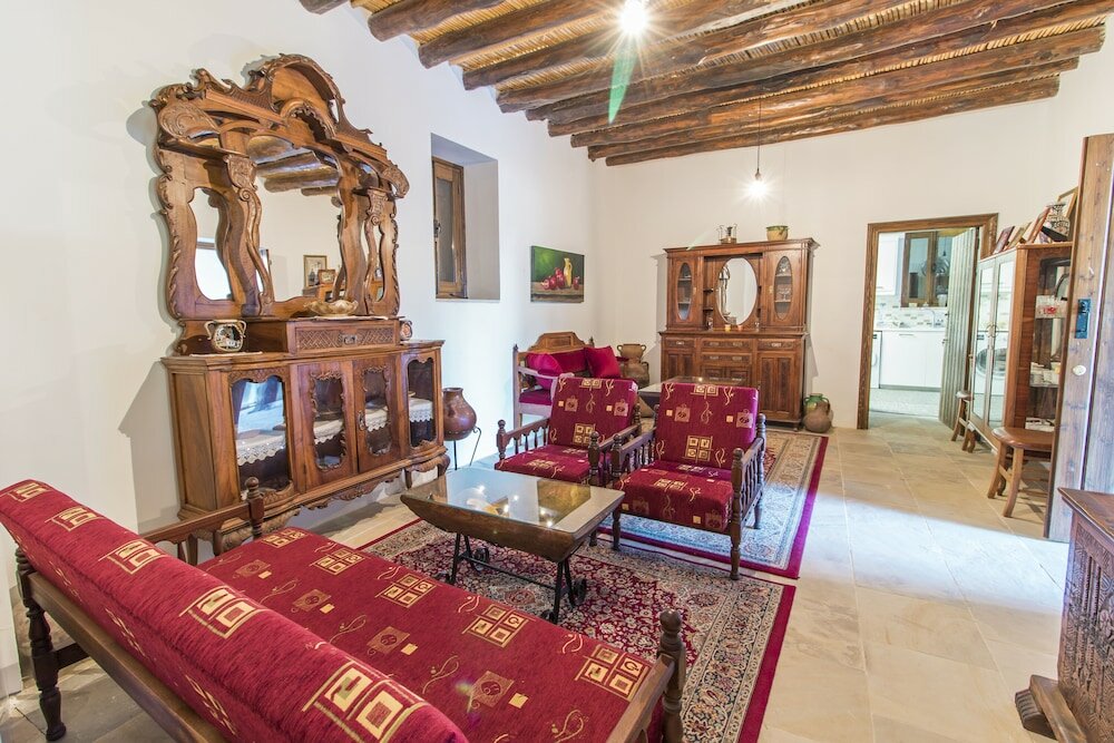 Фото Estia Gaia Cottage