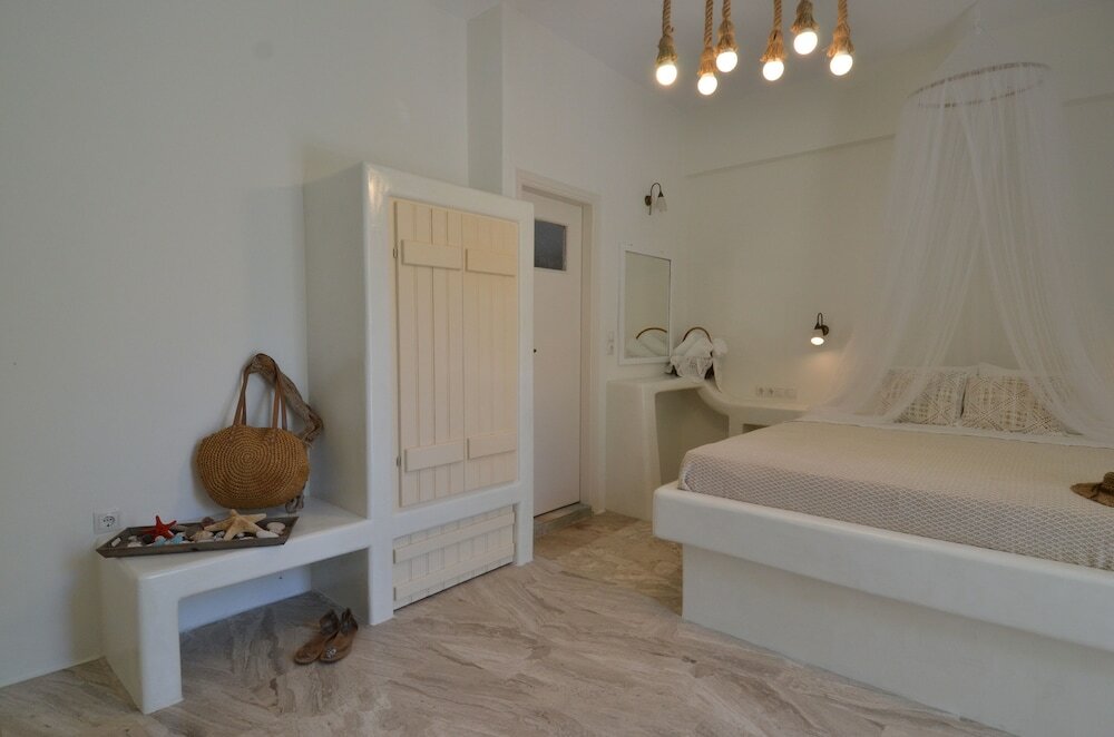 Фото Nufaro Traditional Studios