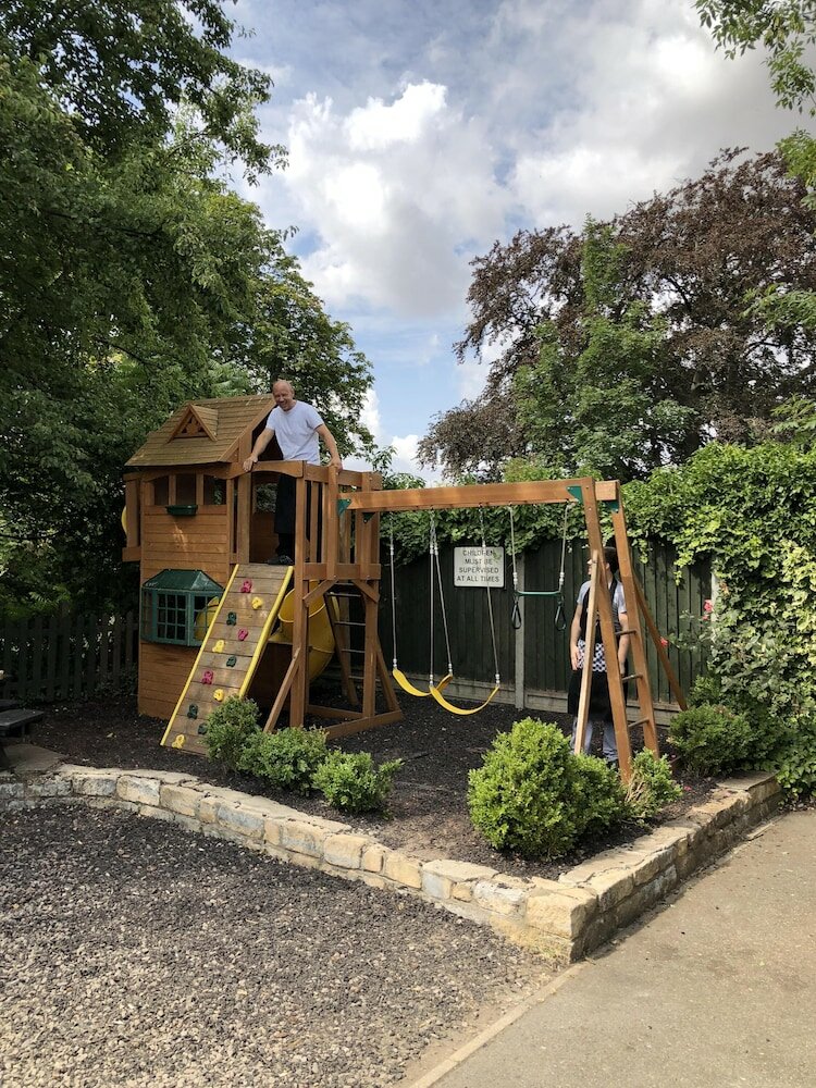 Фото The Deeping Stage