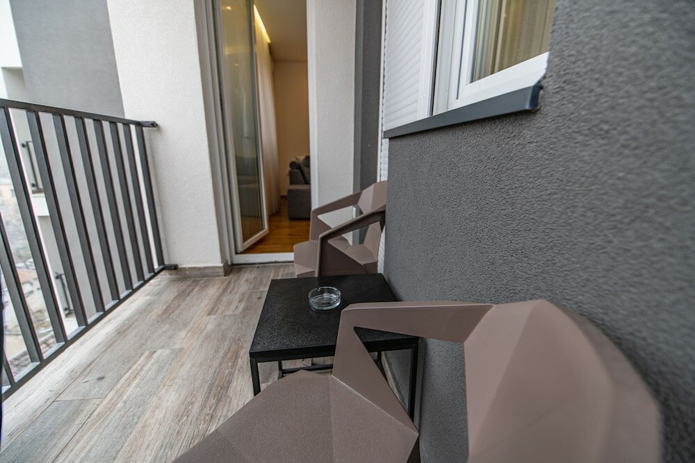 Фото Arena Big Luxury Apartment